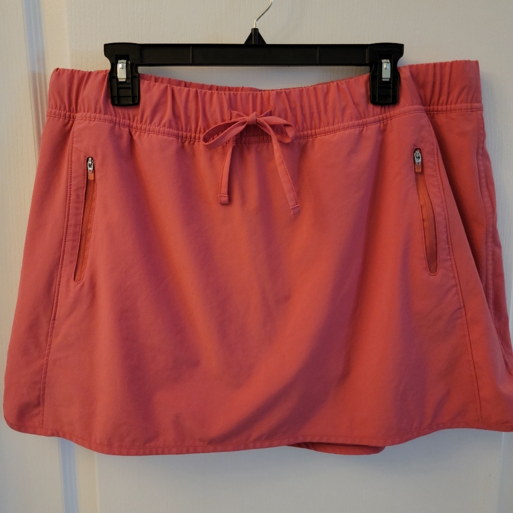Reel Legends Coral Pink Women’s Skort. PXL
